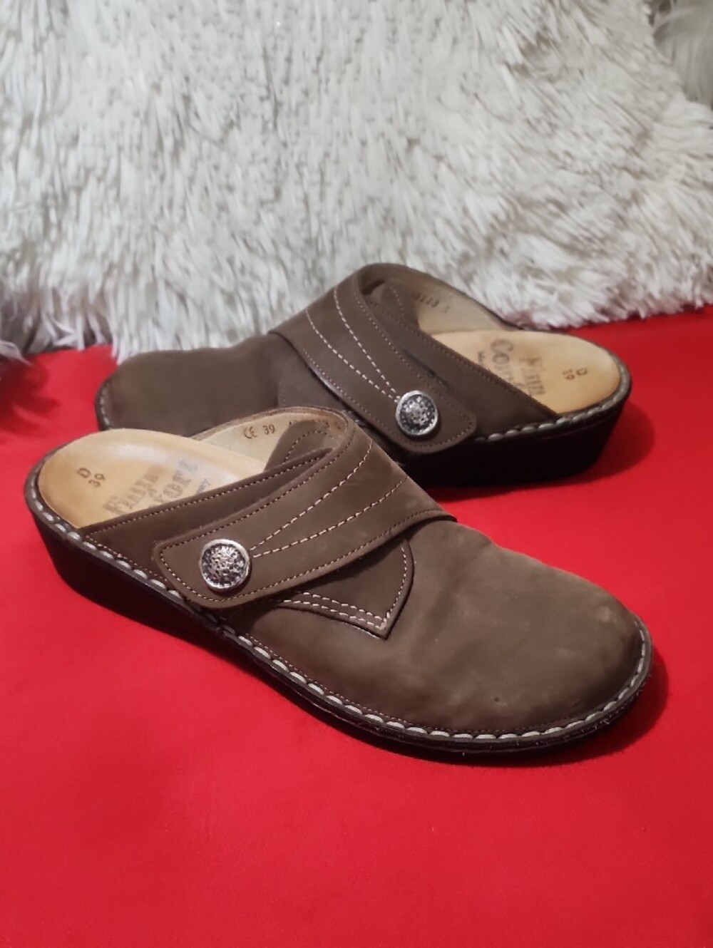 Finn Comfort Stanford Women's Brown Nubuck Slip-On Clogs